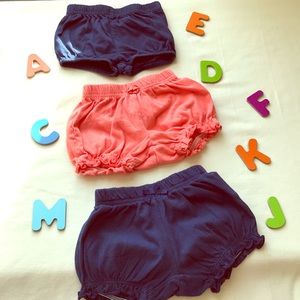 Girls shorts 0-3 months